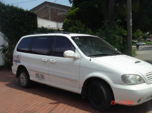 KIA CARNIVAL 2003