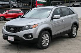 KIA SORENTO 2011